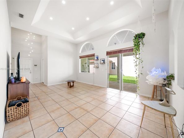 2111 SE 14th Cir, Homestead FL 33035