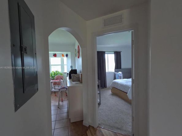 985 NE 34th Ave 203, Homestead FL 33033