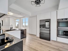 9751 E Bay Harbor Drive PHSB1604, Bay Harbor Islands FL 33154