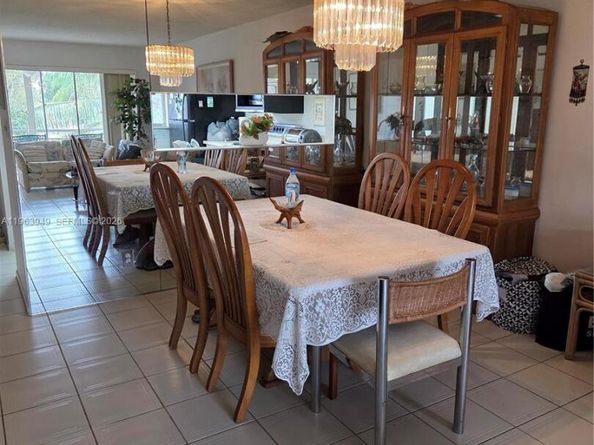 8834 W Mcnab Rd 201, Tamarac FL 33321