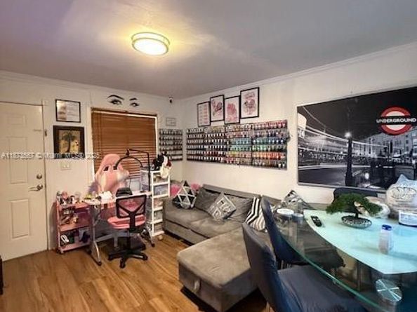 2551 NW 13th St 10, Miami FL 33125