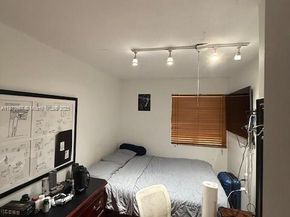 2551 NW 13th St 10, Miami FL 33125