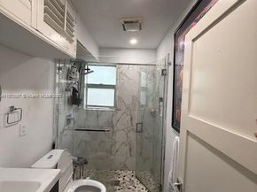 2551 NW 13th St 10, Miami FL 33125