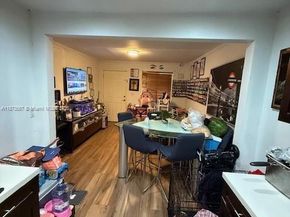 2551 NW 13th St 10, Miami FL 33125