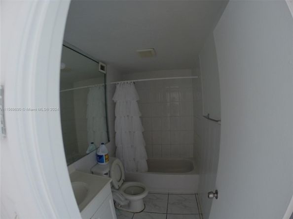 400 Kings Point Dr 905, Sunny Isles Beach FL 33160