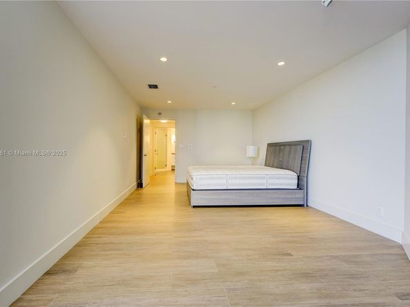 2800 Island Bl 2904, Aventura FL 33160