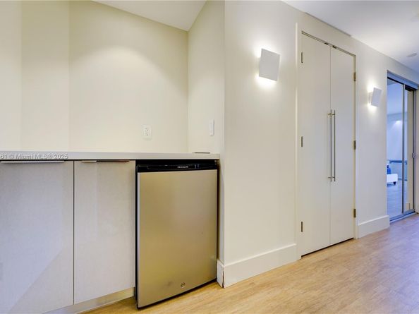 2800 Island Bl 2904, Aventura FL 33160