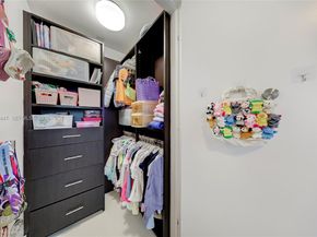 6000 Collins Ave 118, Miami Beach FL 33140