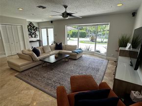 1319 Rodman St, Hollywood FL 33019