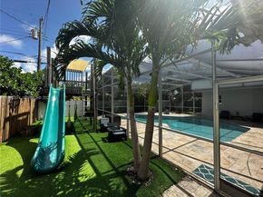 1319 Rodman St, Hollywood FL 33019