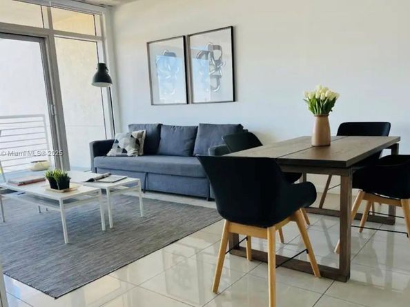 3250 NE 1st Ave 910, Miami FL 33137