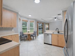 4113 NE 22nd Ln, Homestead FL 33033