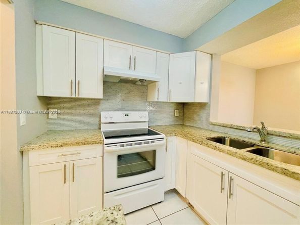 1231 SW 46th Ave 507, Pompano Beach FL 33069