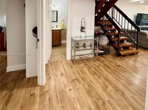 9717 N New River Canal Rd 406, Plantation FL 33324