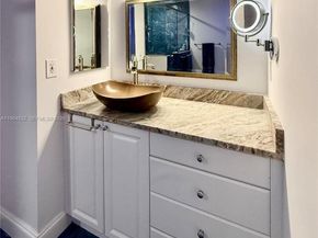 9717 N New River Canal Rd 406, Plantation FL 33324