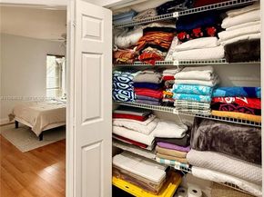 9717 N New River Canal Rd 406, Plantation FL 33324