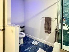 9717 N New River Canal Rd 406, Plantation FL 33324