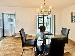 9717 N New River Canal Rd 406, Plantation FL 33324