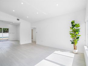 2115 NW 129th St, Miami FL 33167