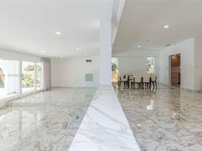 1690 Daytonia Rd, Miami Beach FL 33141