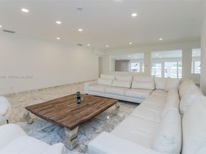 1690 Daytonia Rd, Miami Beach FL 33141