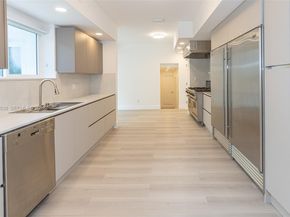 1690 Daytonia Rd, Miami Beach FL 33141