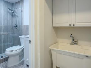 1690 Daytonia Rd, Miami Beach FL 33141