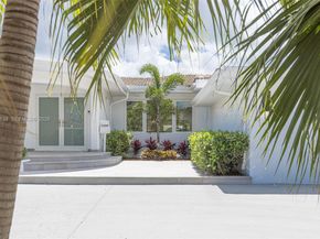 1690 Daytonia Rd, Miami Beach FL 33141