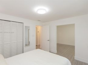 1690 Daytonia Rd, Miami Beach FL 33141