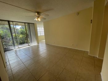9431 Live Oak Pl