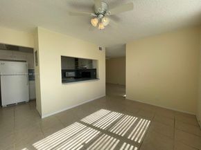 9431 Live Oak Pl 203, Davie FL 33324