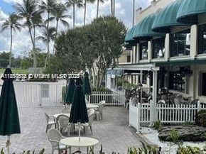 9431 Live Oak Pl 203, Davie FL 33324