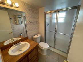 9431 Live Oak Pl 203, Davie FL 33324