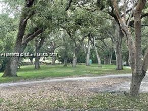 9431 Live Oak Pl 203, Davie FL 33324