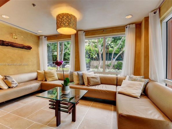 2951 S Bayshore Dr 506, Miami FL 33133