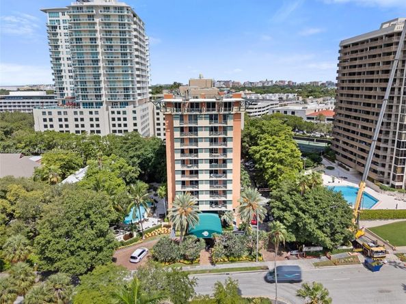 2951 S Bayshore Dr 506, Miami FL 33133