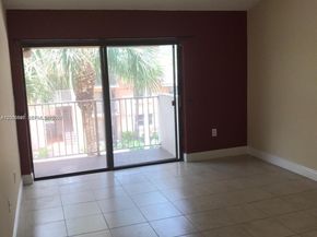 7200 NW 179th St 302, Hialeah FL 33015