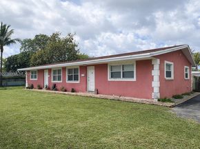 5644 Pierce St, Hollywood FL 33021