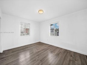 842 SW 3rd St, Miami FL 33130