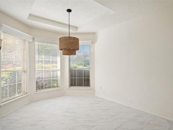 500  Chateau Court , Denton Texas 76209