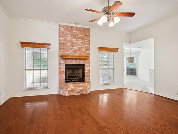500  Chateau Court , Denton Texas 76209