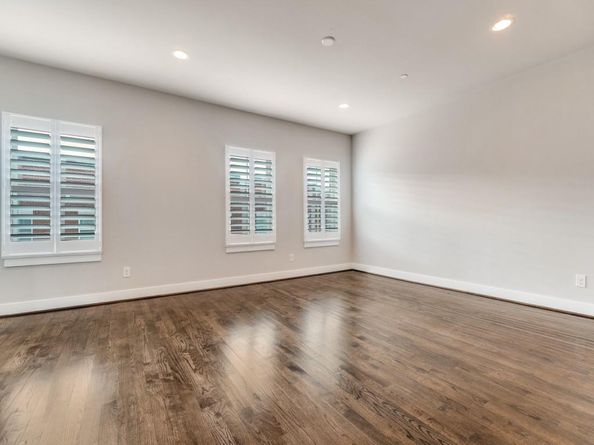 7700  Eastern Avenue  206, Dallas Texas 75209