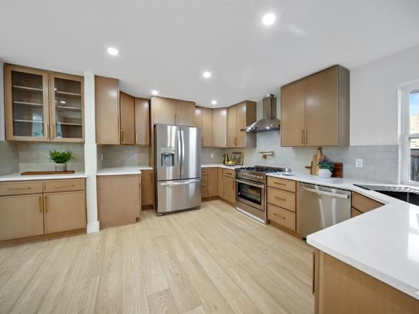 6029  Daven Oaks Drive , Dallas Texas 75248