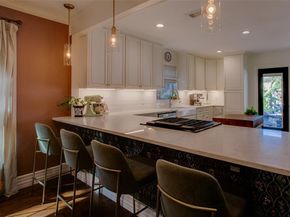 2511 W 10th Street , Dallas Texas 75211