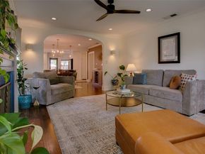 2511 W 10th Street , Dallas Texas 75211
