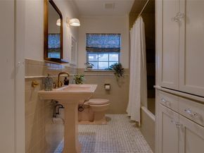 2511 W 10th Street , Dallas Texas 75211