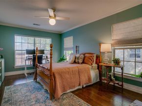 2511 W 10th Street , Dallas Texas 75211