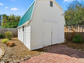 1712  Rockdale Drive , Arlington Texas 76018