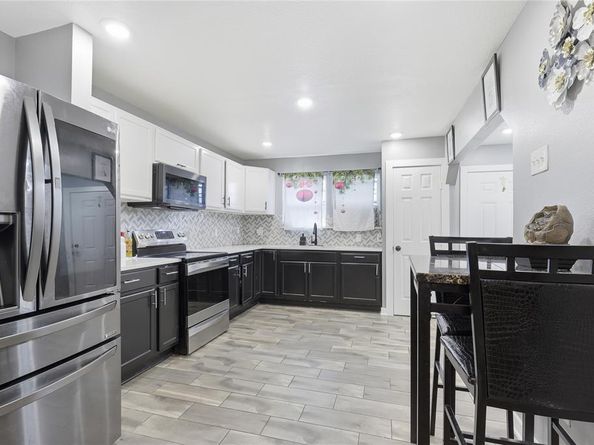 4332  Quails Lane , Fort Worth Texas 76119