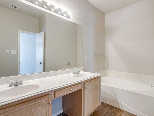 7452  Blackthorn Drive , Fort Worth Texas 76137